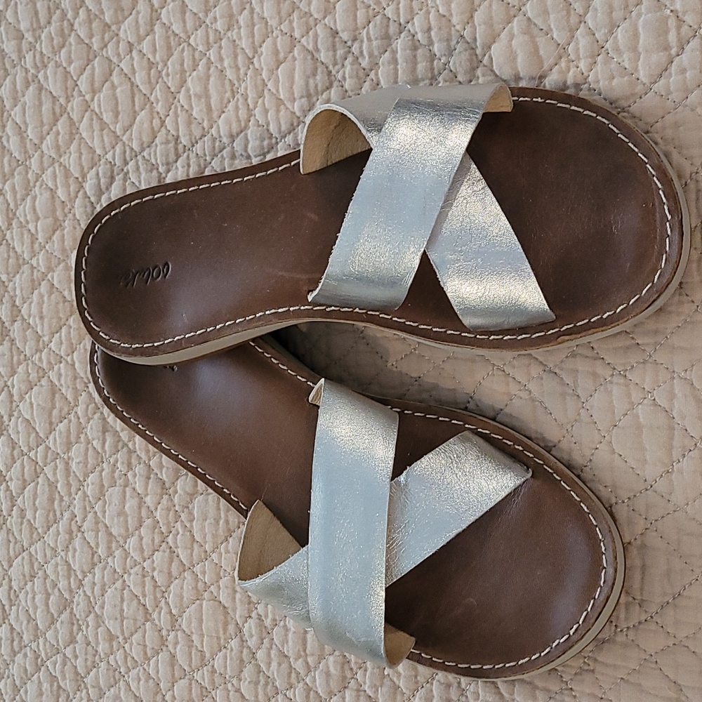 OluKai Slides